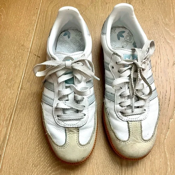 Adidas Samba White and Gray Shoes - Picture 3 of 5